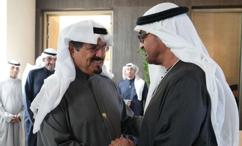 رئيس دولة الإمارات يستقبل سمو رئيس مجلس الوزراء الكويتي